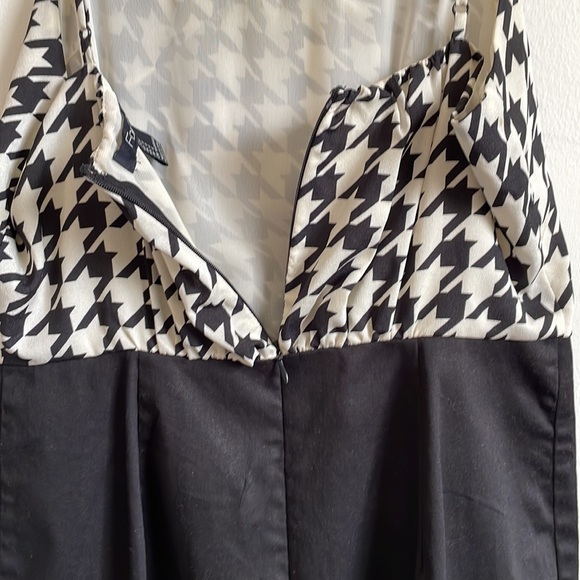 Forever 21, Sleeveless spaghetti Strap dress. Size S, worn only once - Picture 5 of 7